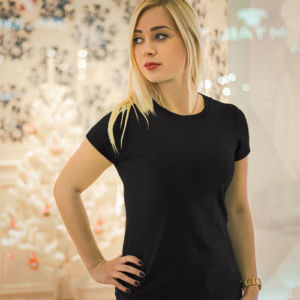 Женская футболка стрейч черная фото