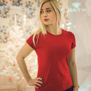 Женская футболка стрейч красная фото