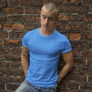 Мужская футболка стрейч голубая фото